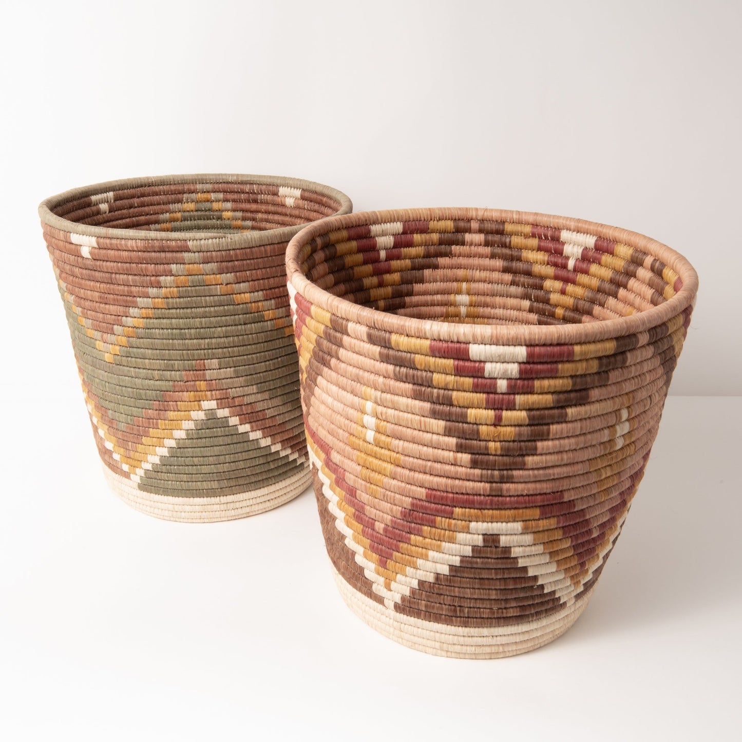 Wide Zig Zag Bucket Basket ~ Elevate Collection