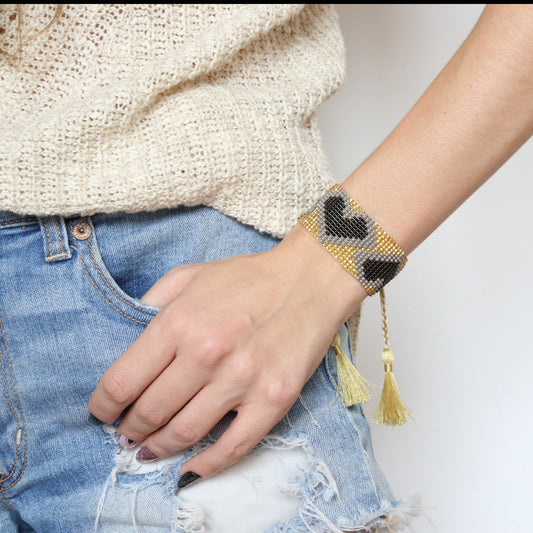 Black Heart Tassel Bracelet