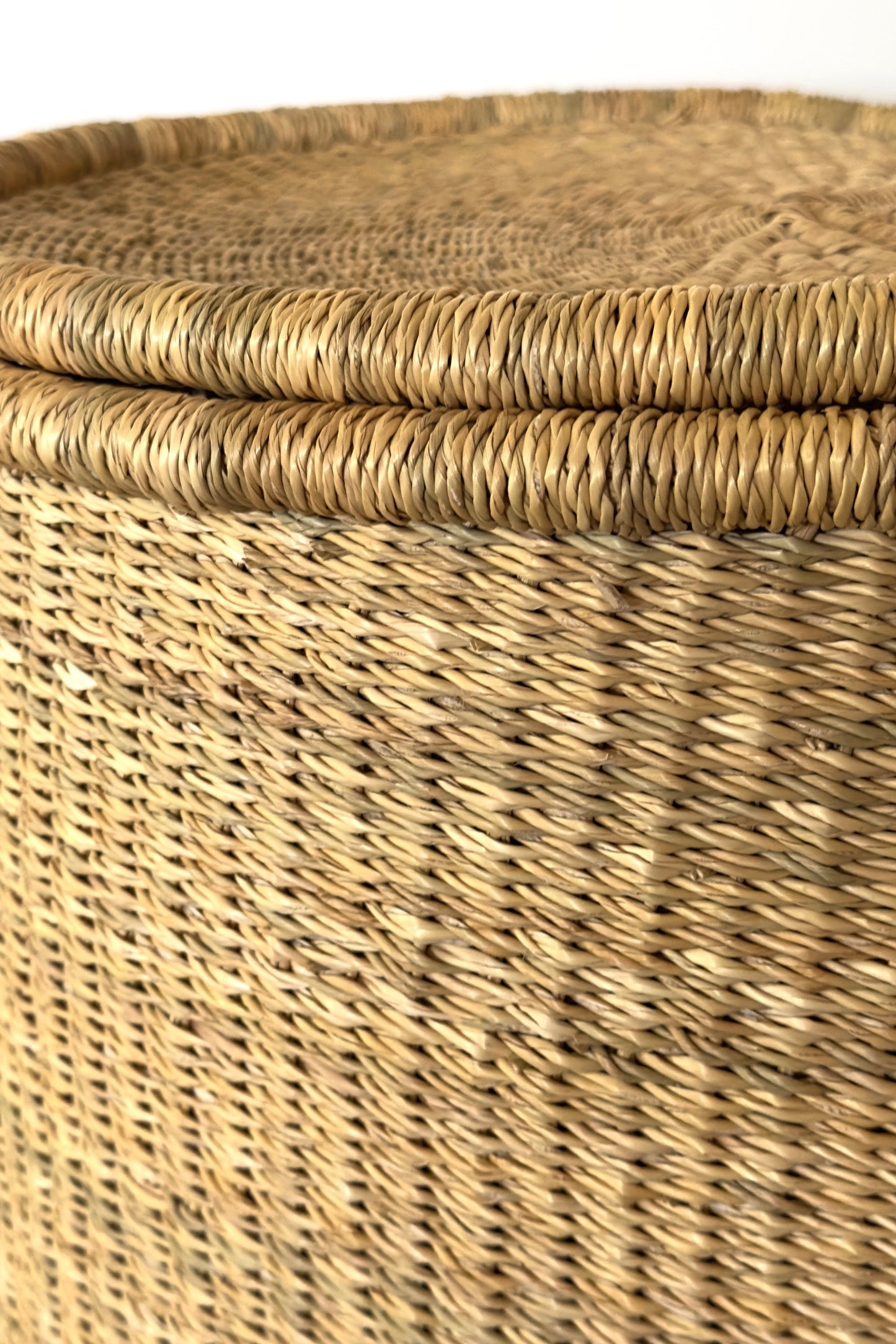 Handwoven Hamper with Lid - Natural