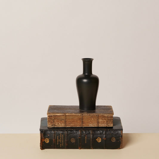 Semi-Matte Porcelain Mini Lover Vase