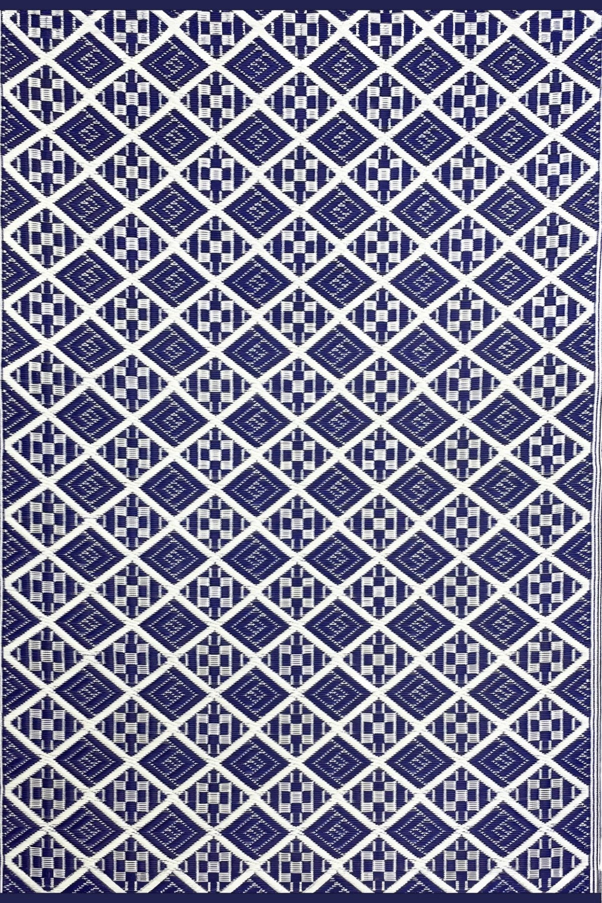 Scotch Blue & White