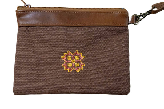 Star Leather Clutch - Mocha