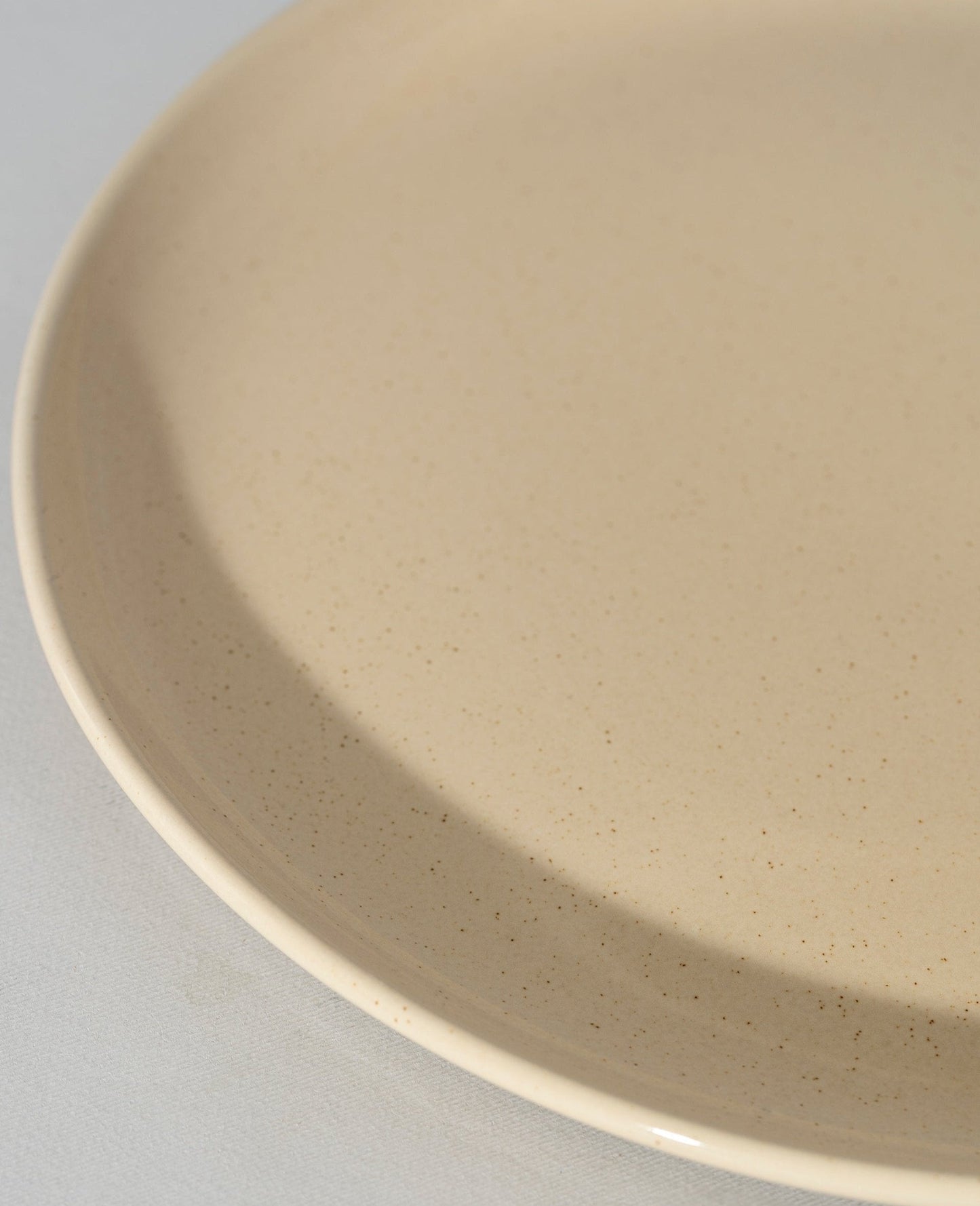 Speckled Cream Organic Serving Bowl | Gharyan