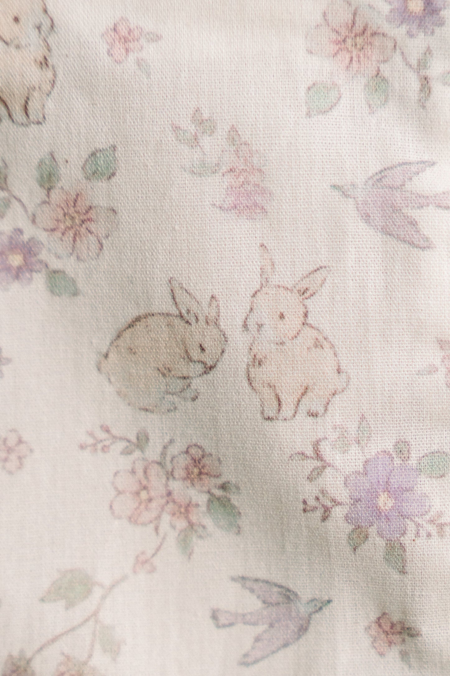Vintage-Inspired Floral Pouch -Pré aux lapins