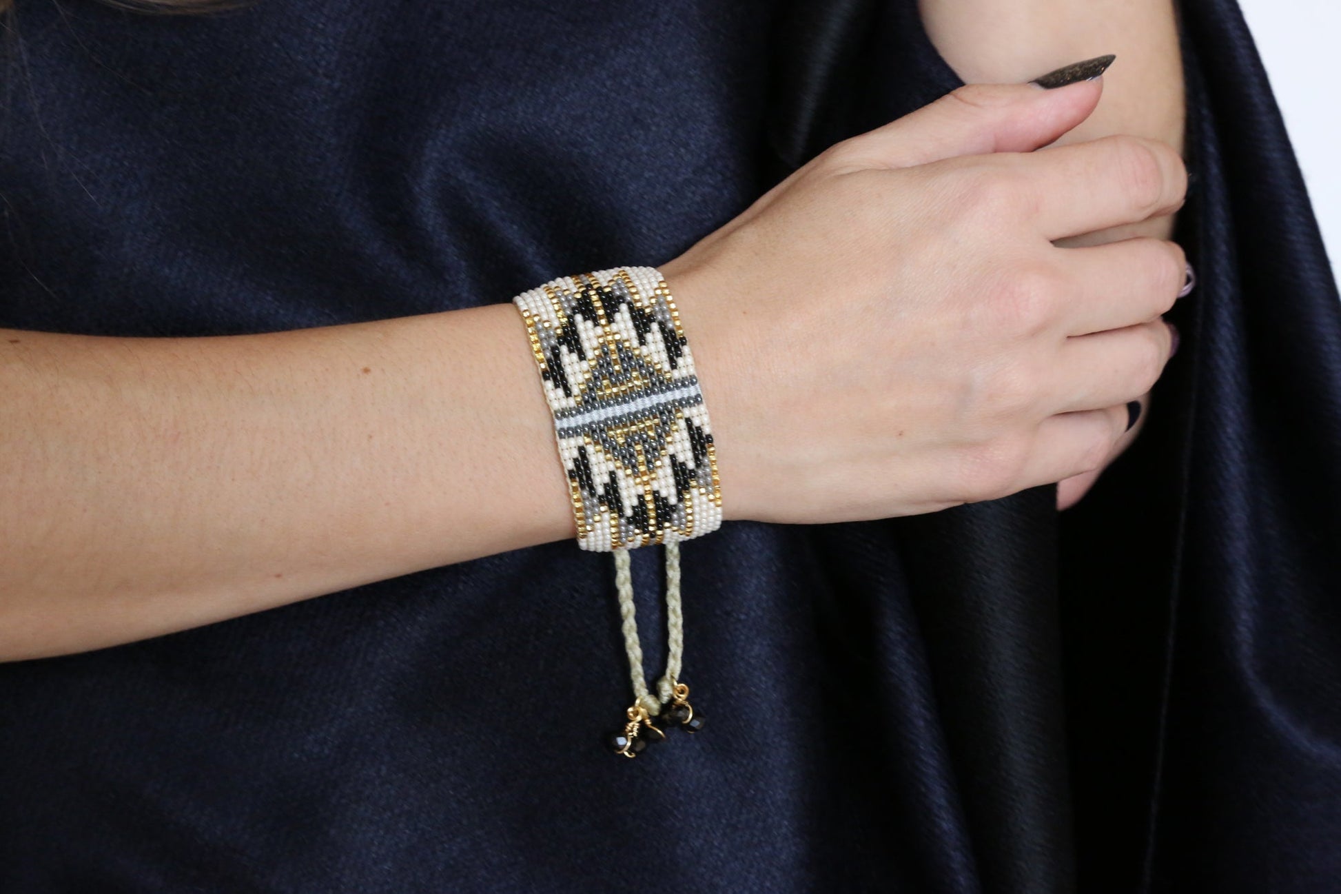 Pearl Black Bracelet