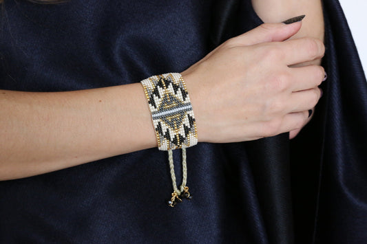 Pearl Black Bracelet