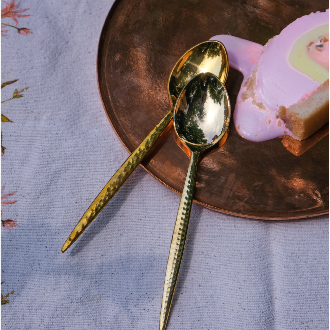 Brass hammered cutlery set (Set of 4)