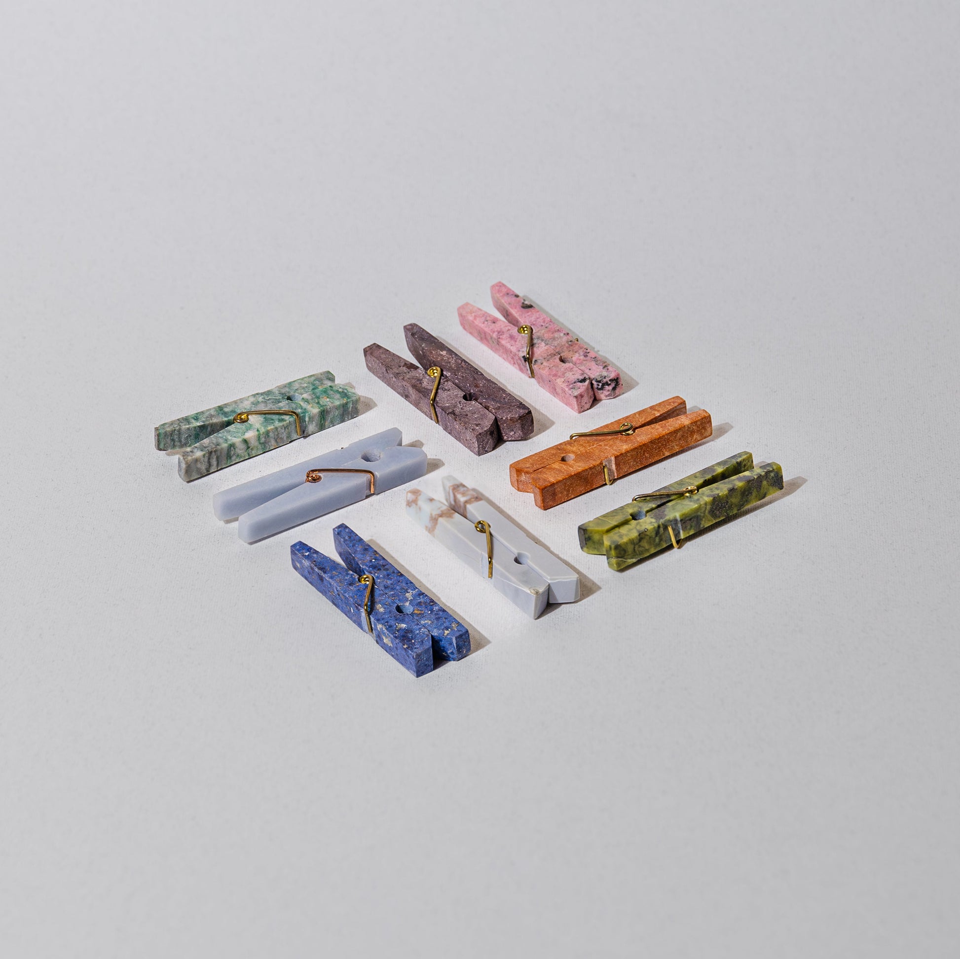 Decorative gemstone Laundry Clip Celestine blue
