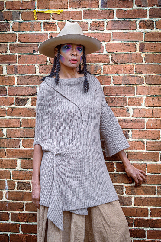 CLOAK OVER KNIT