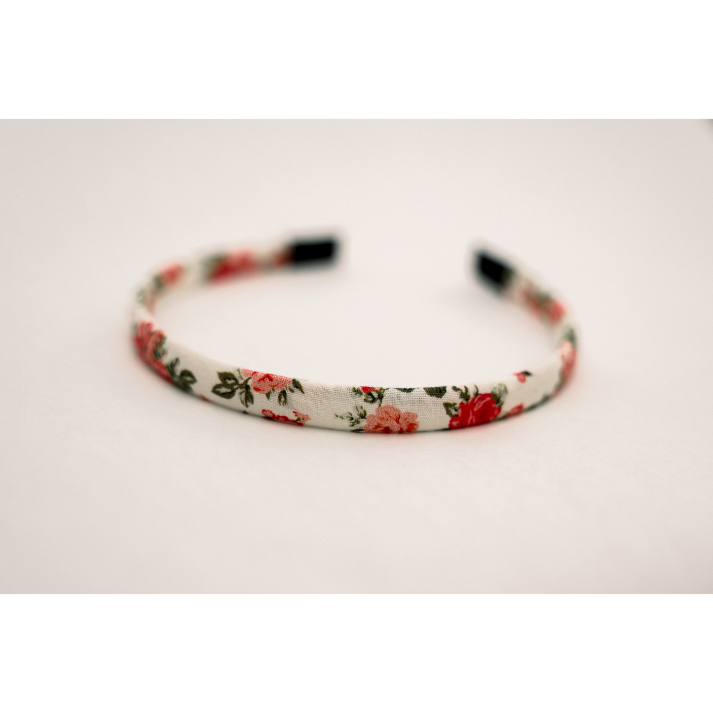 Petite Petals Headband- Éclosion au Jardin des Roses