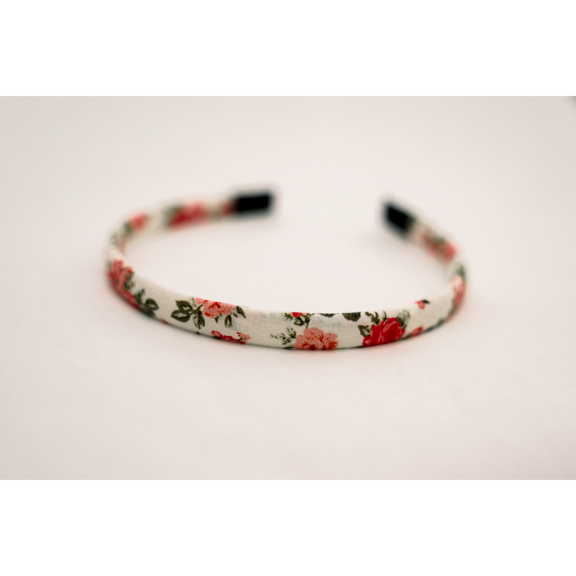 Petite Petals Headband- Éclosion au Jardin des Roses