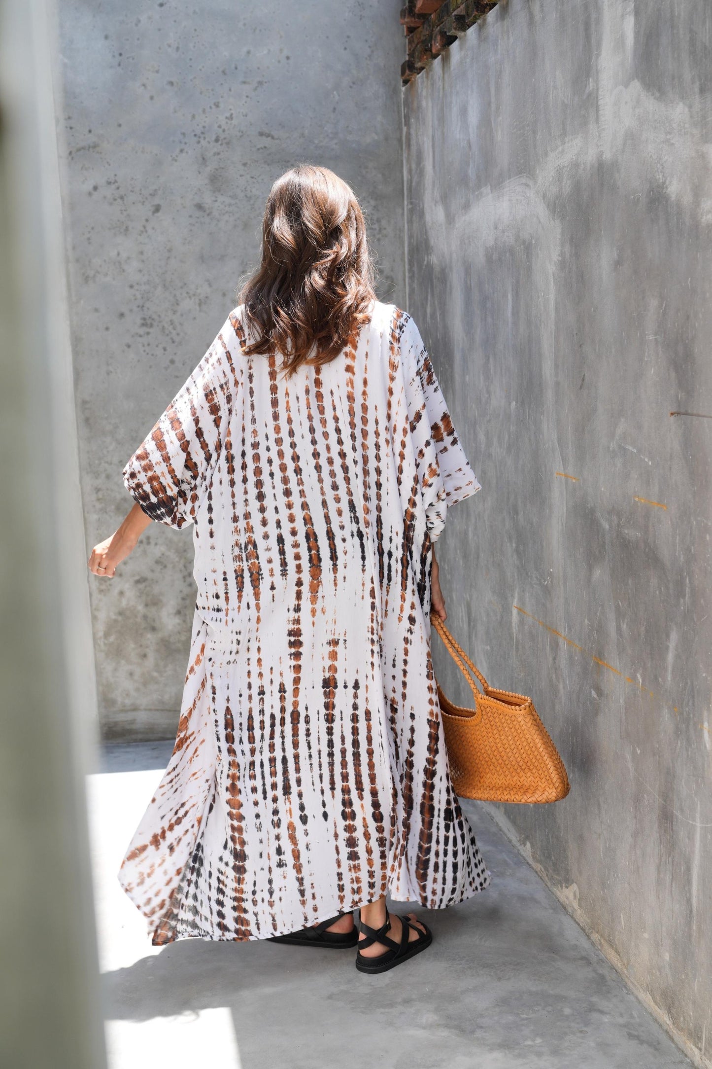 Sara Hand Dyed Kimono in White/Brown Multi