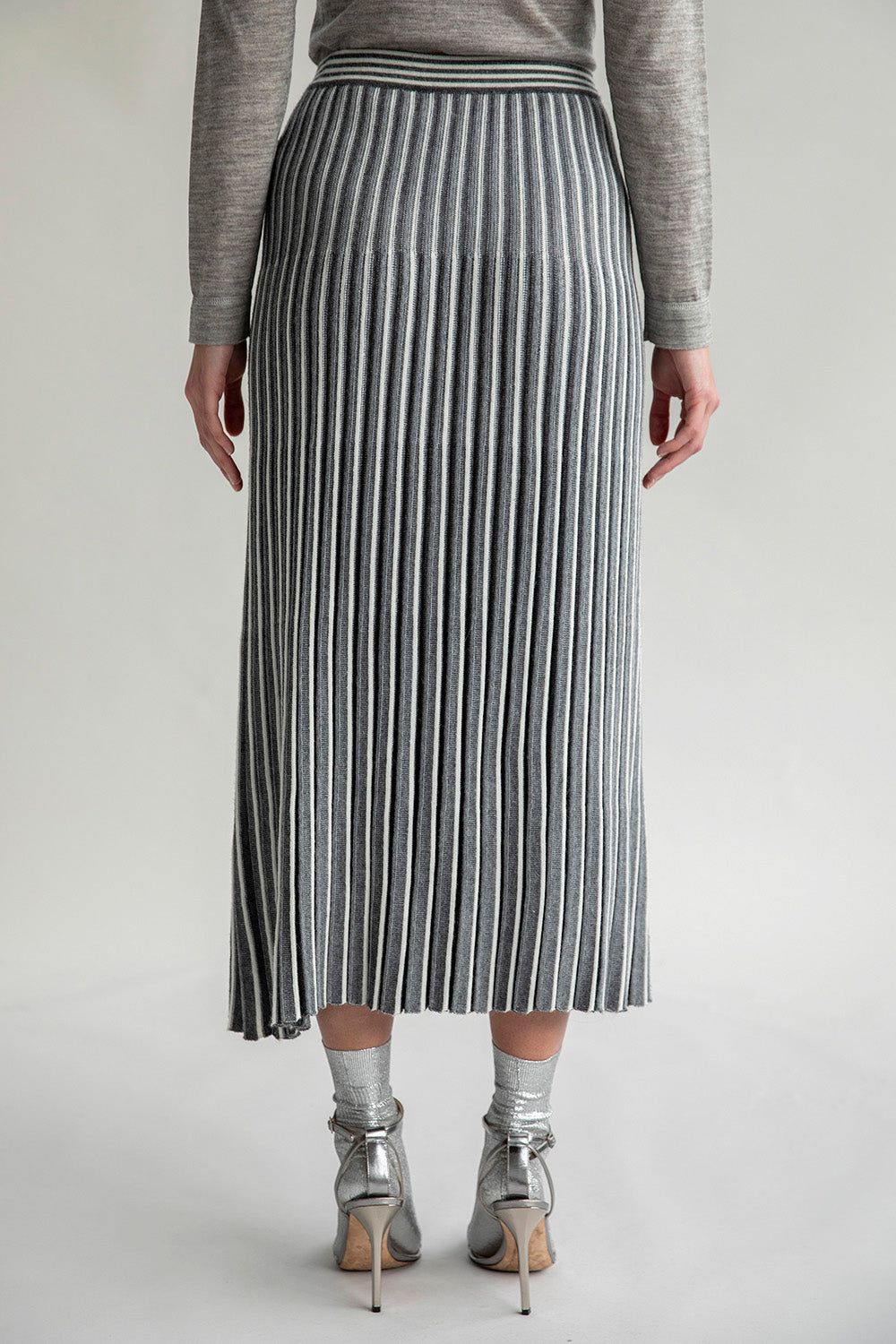 ADELINE SKIRT - GREY IVORY