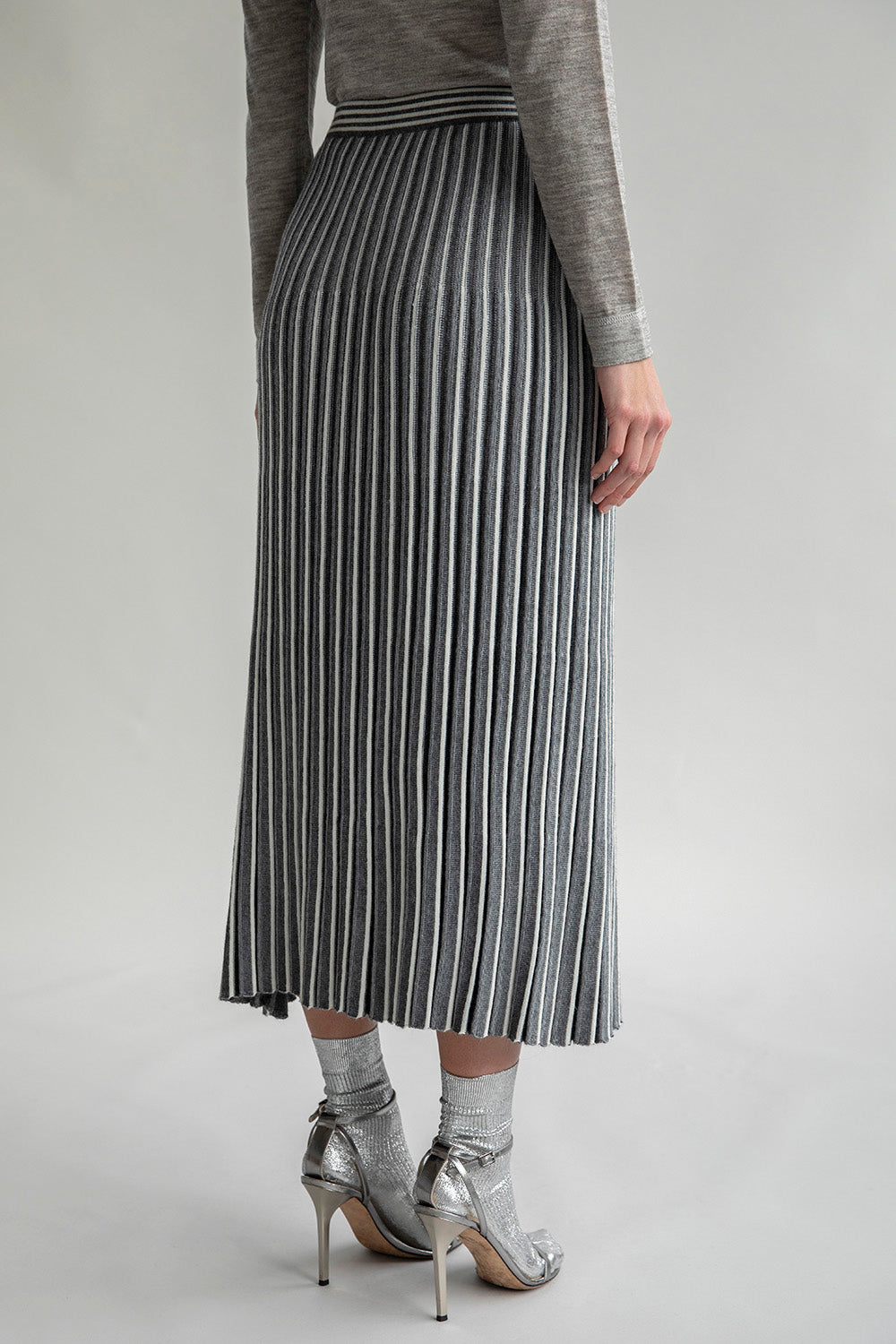 ADELINE SKIRT - GREY IVORY