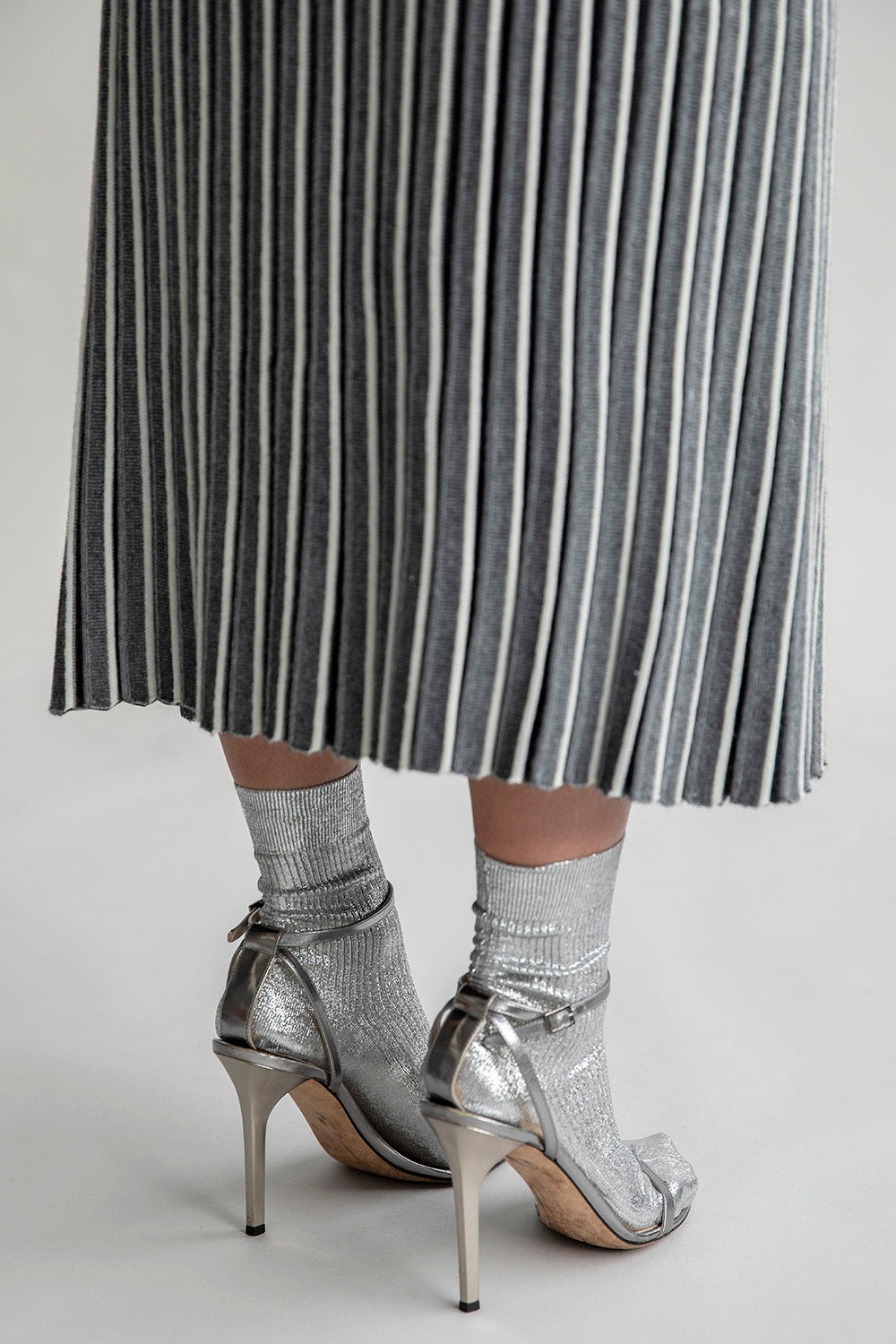 ADELINE SKIRT - GREY IVORY
