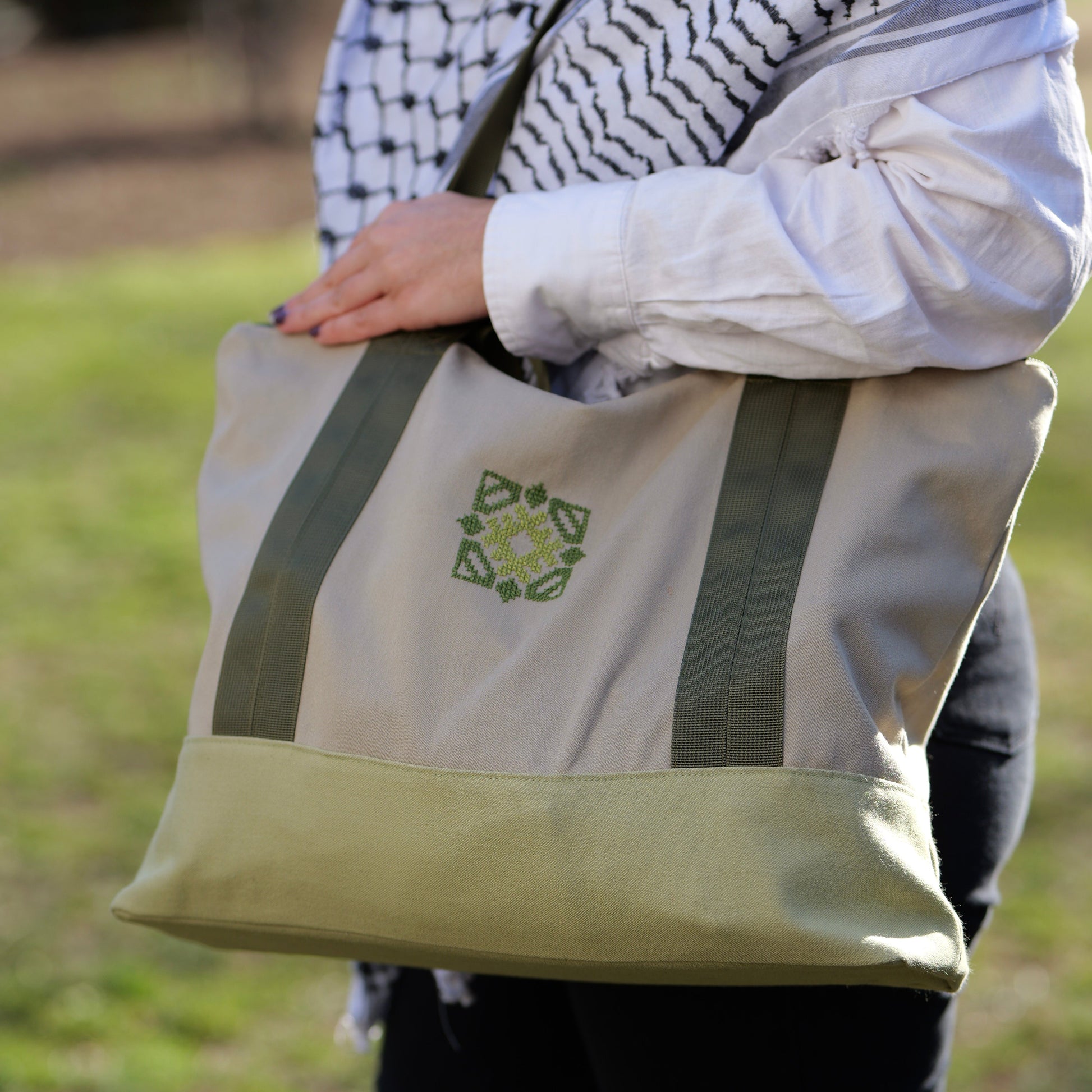 Rahaf Travel Bag - Green