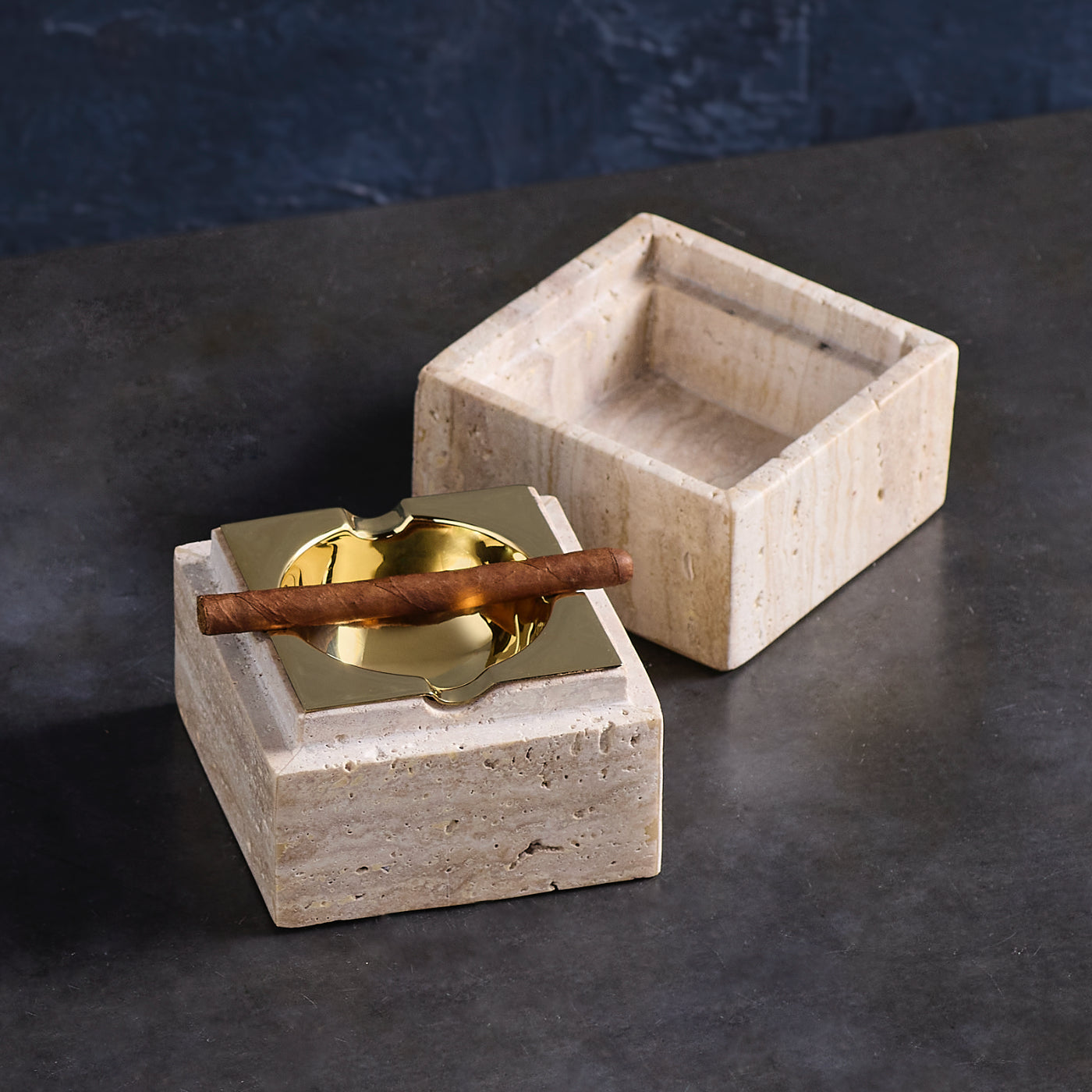 Travette Cube Ashtray