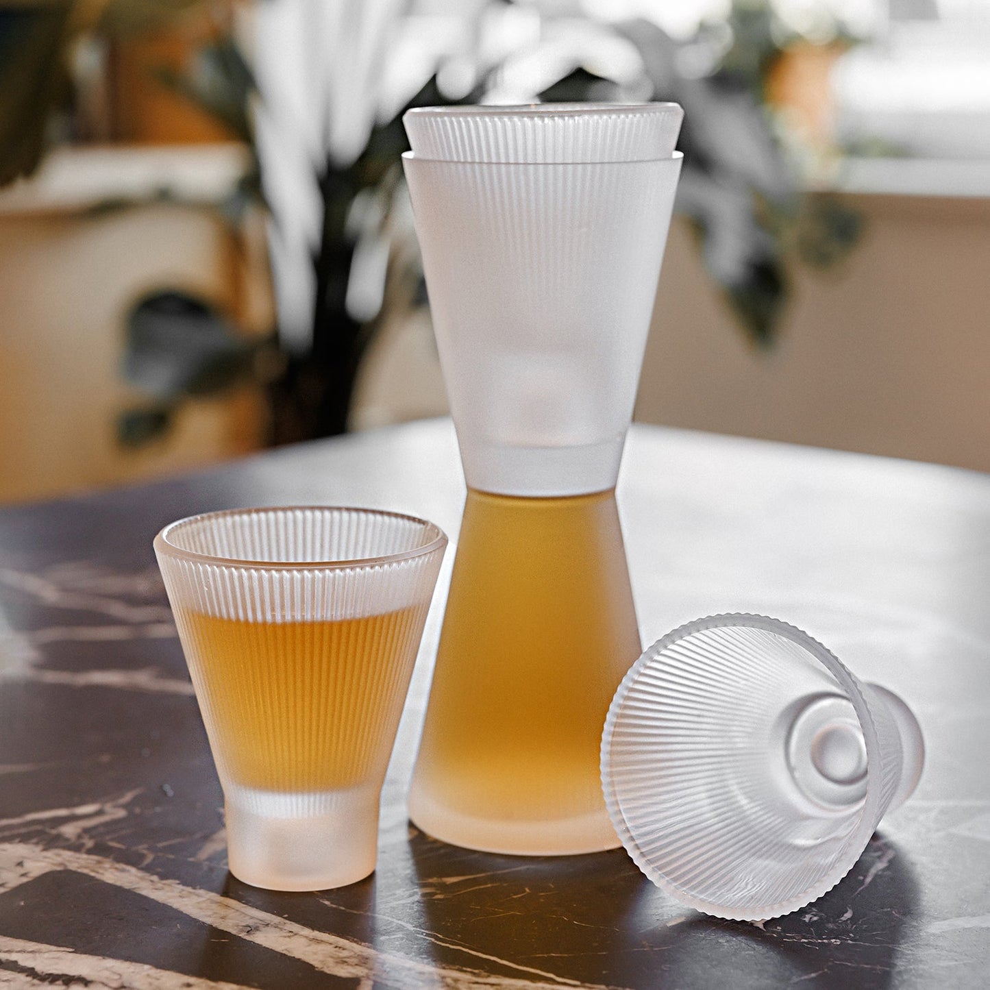 ZAI Glass Tumbler in Frosted