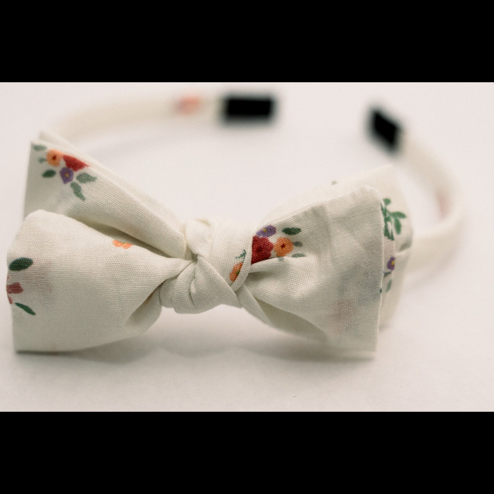 Three Little Bows Headband- Matin au Jardin
