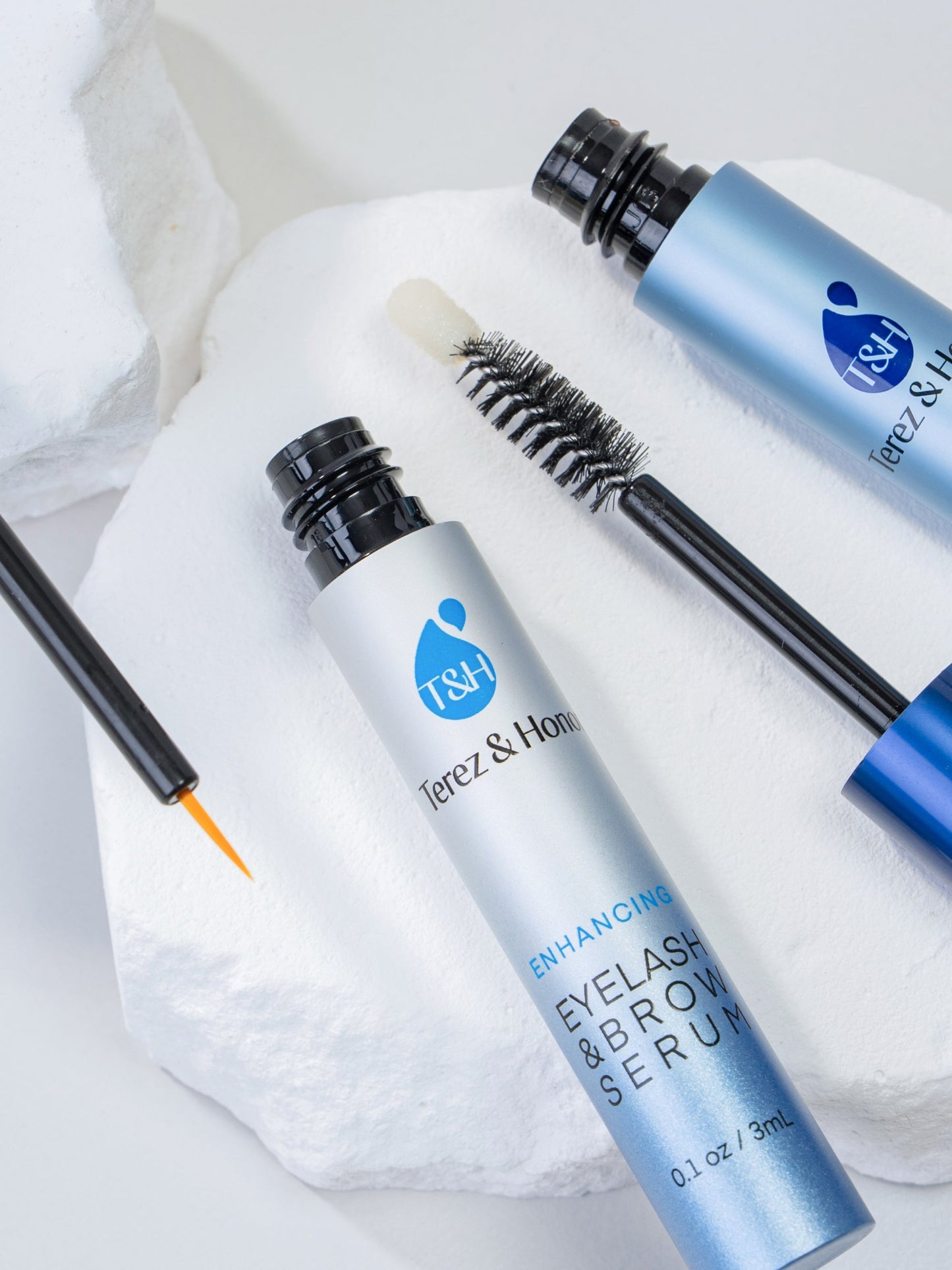 Enhancing Eyebrow Serum
