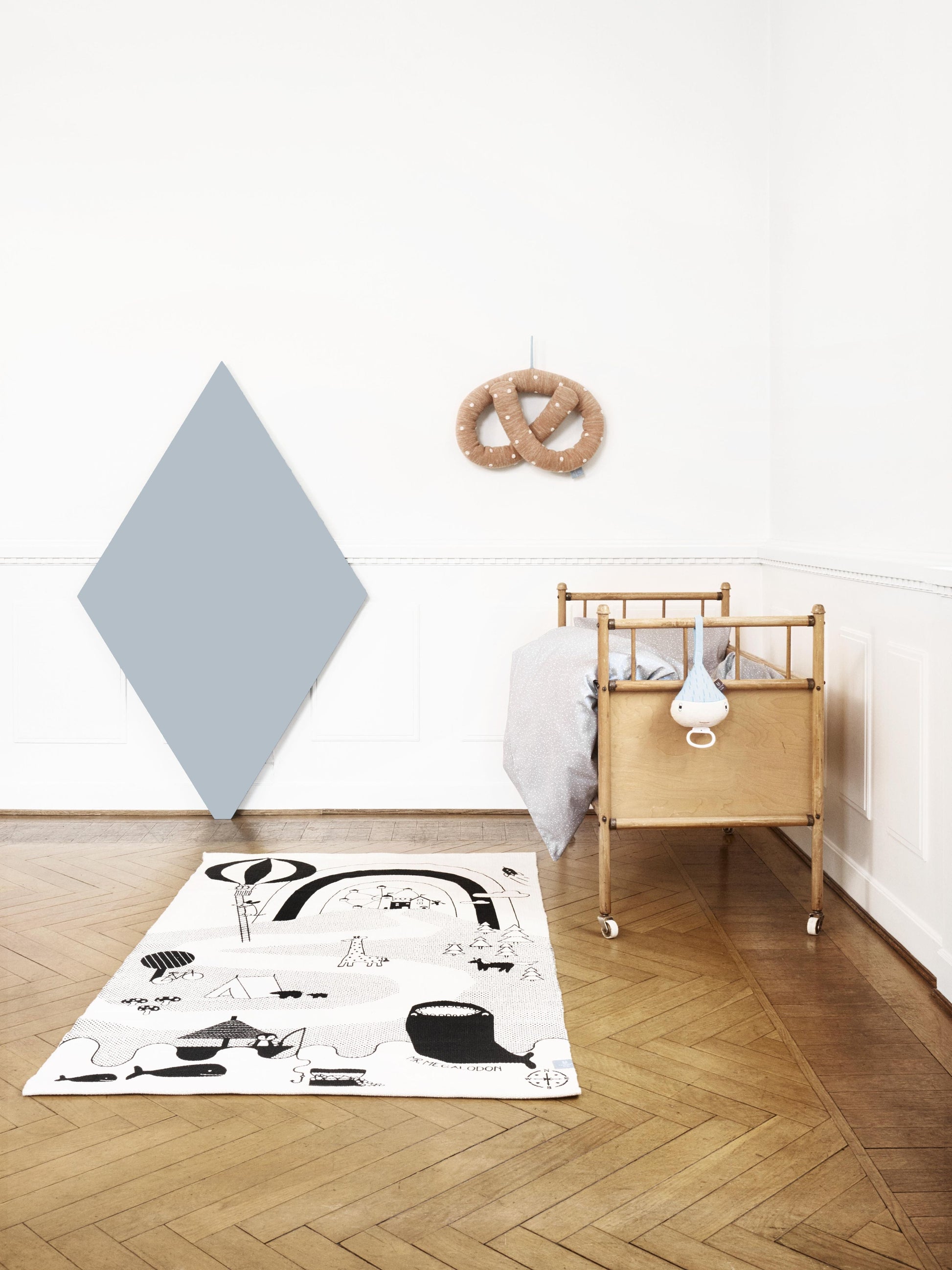 Mr. Megalodon Adventure Rug - Offwhite / Black