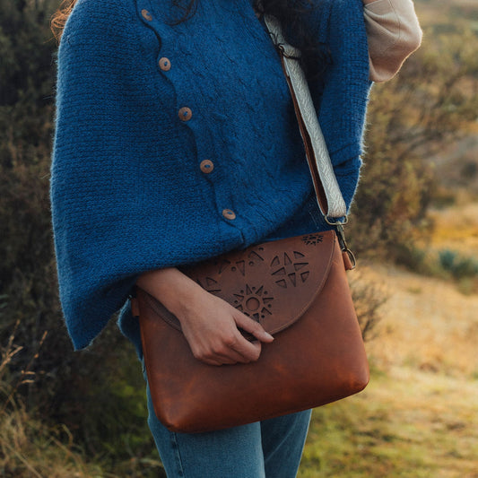 Sunrise Crossbody in Cognac