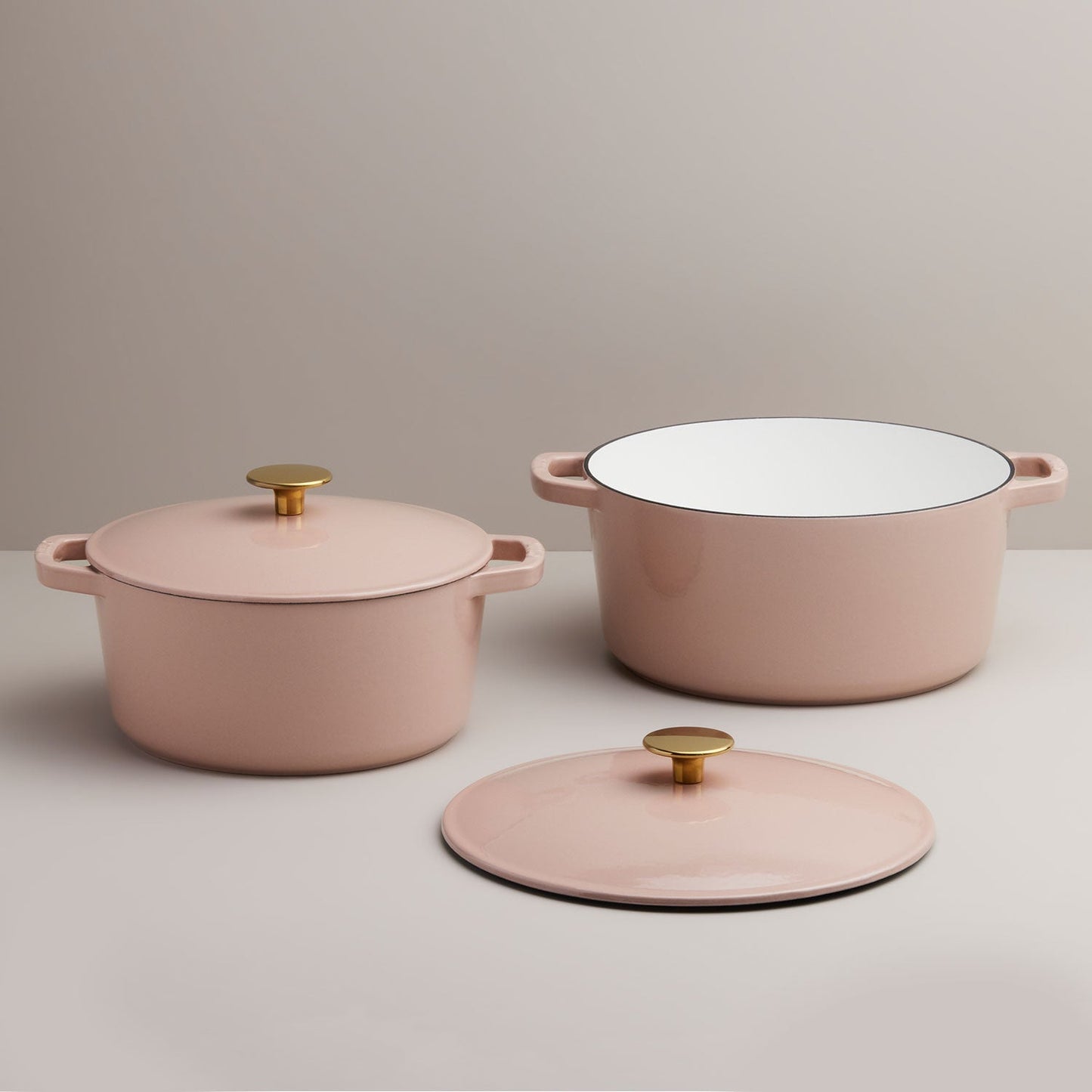 4-Piece Cast Iron Cookware Set