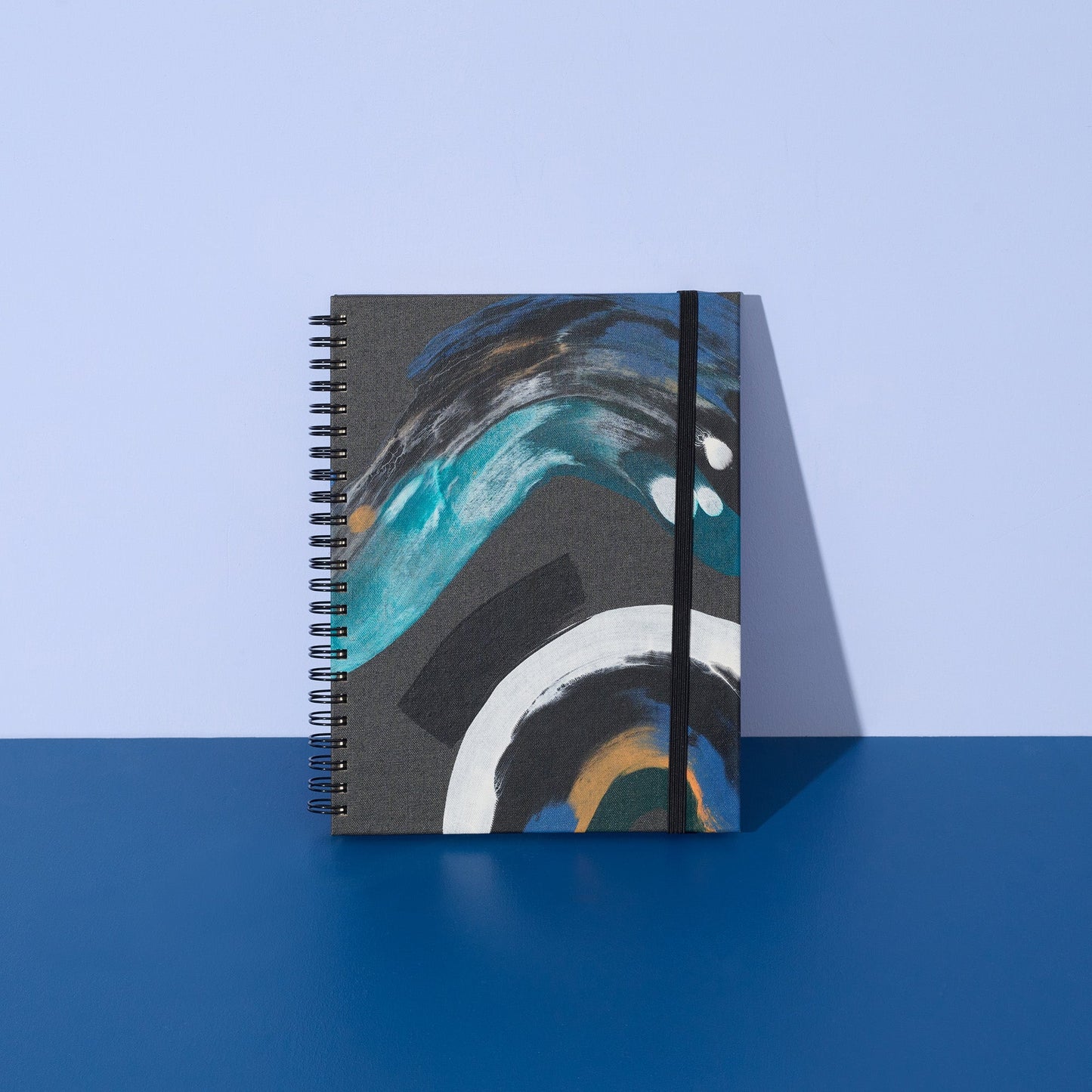 Dorian Medium A5 Notebook