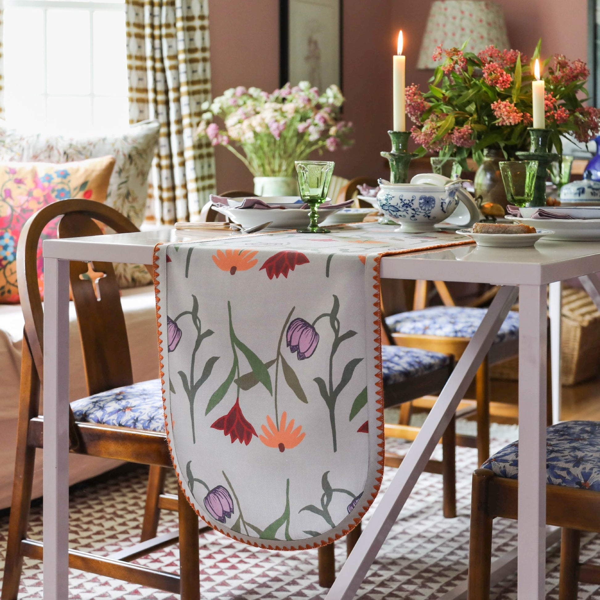 Table Runner Picnic on the Meadow