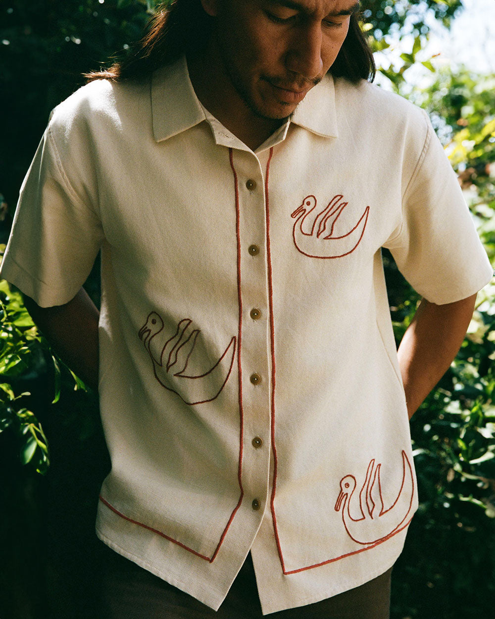 Tres Patos | Hand-Embroidered Cotton Cabana Duck Shirt