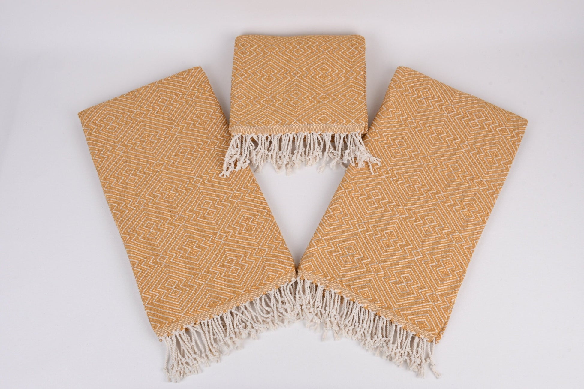 Safran Throw Blanket/Towel