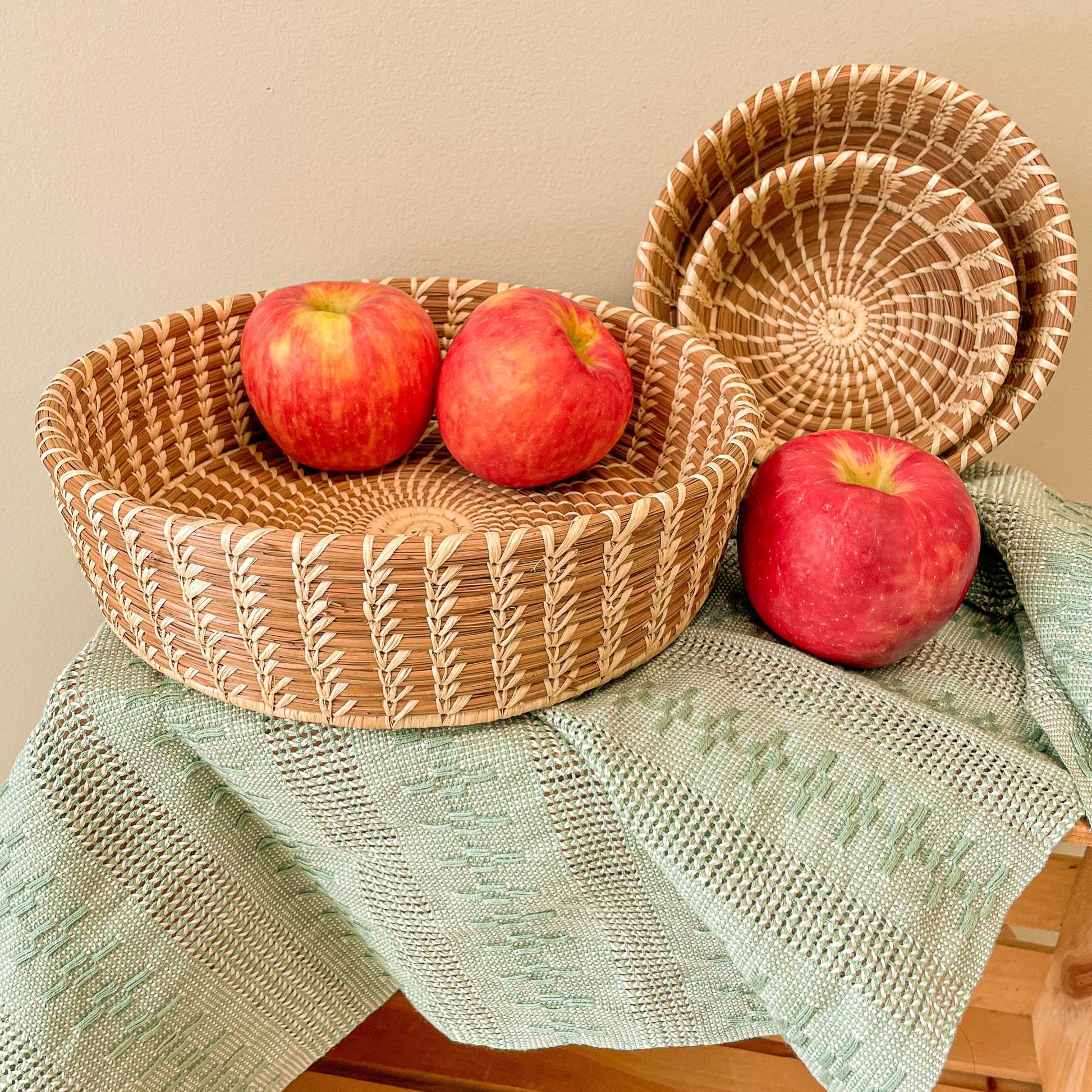 Medium Nesting Basket