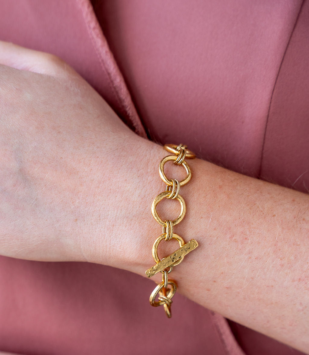 Gold Sculpted Circle Bracelet