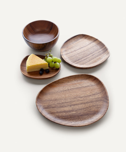 Foree Wooden Dinnerware Set
