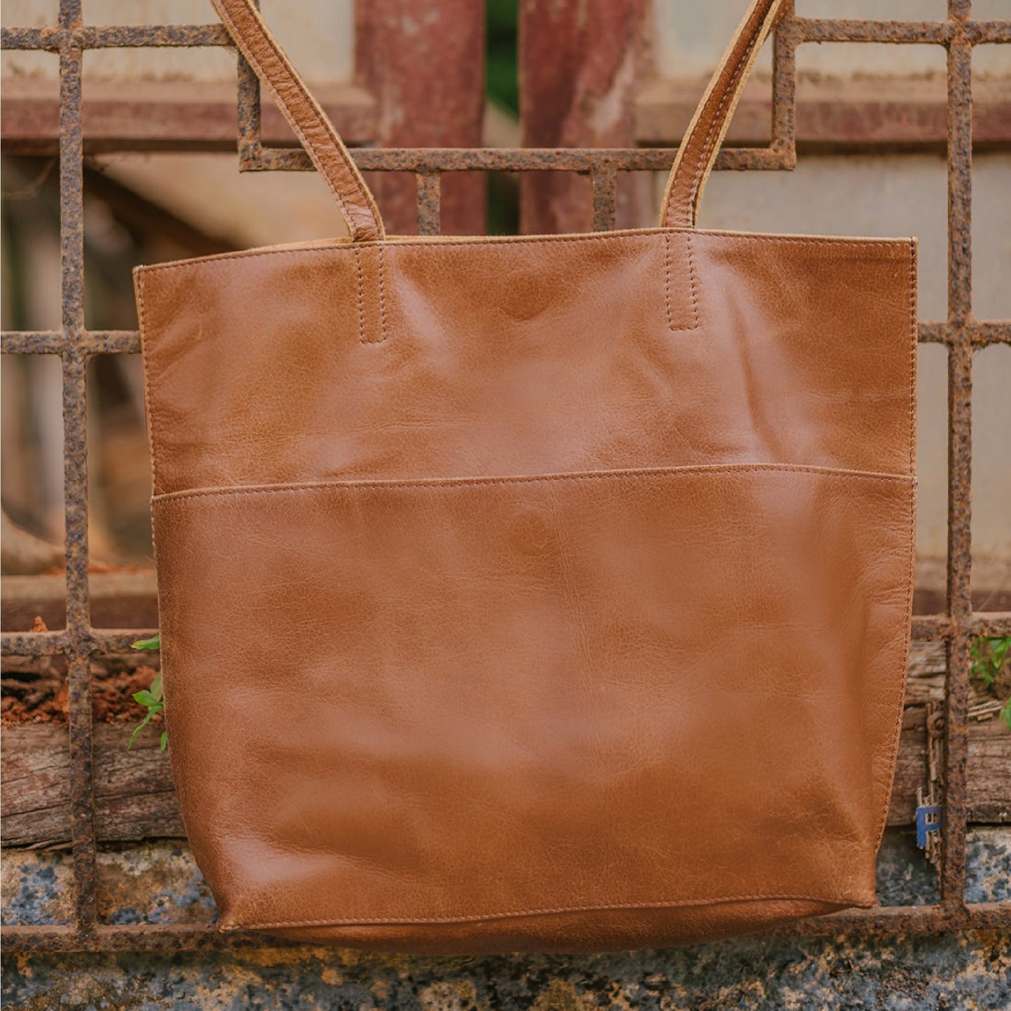 Everyday Tote - Camel