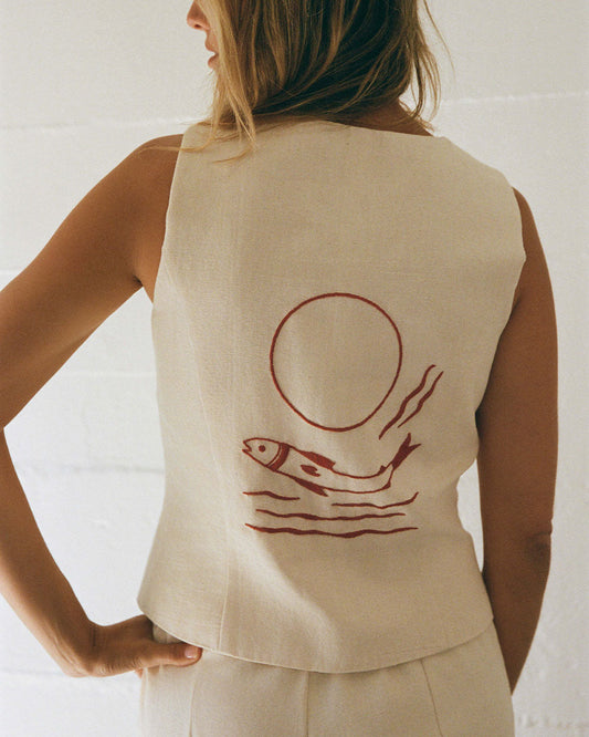 Pez y Luna | Hand-Embroidered Fitted Cotton Vest