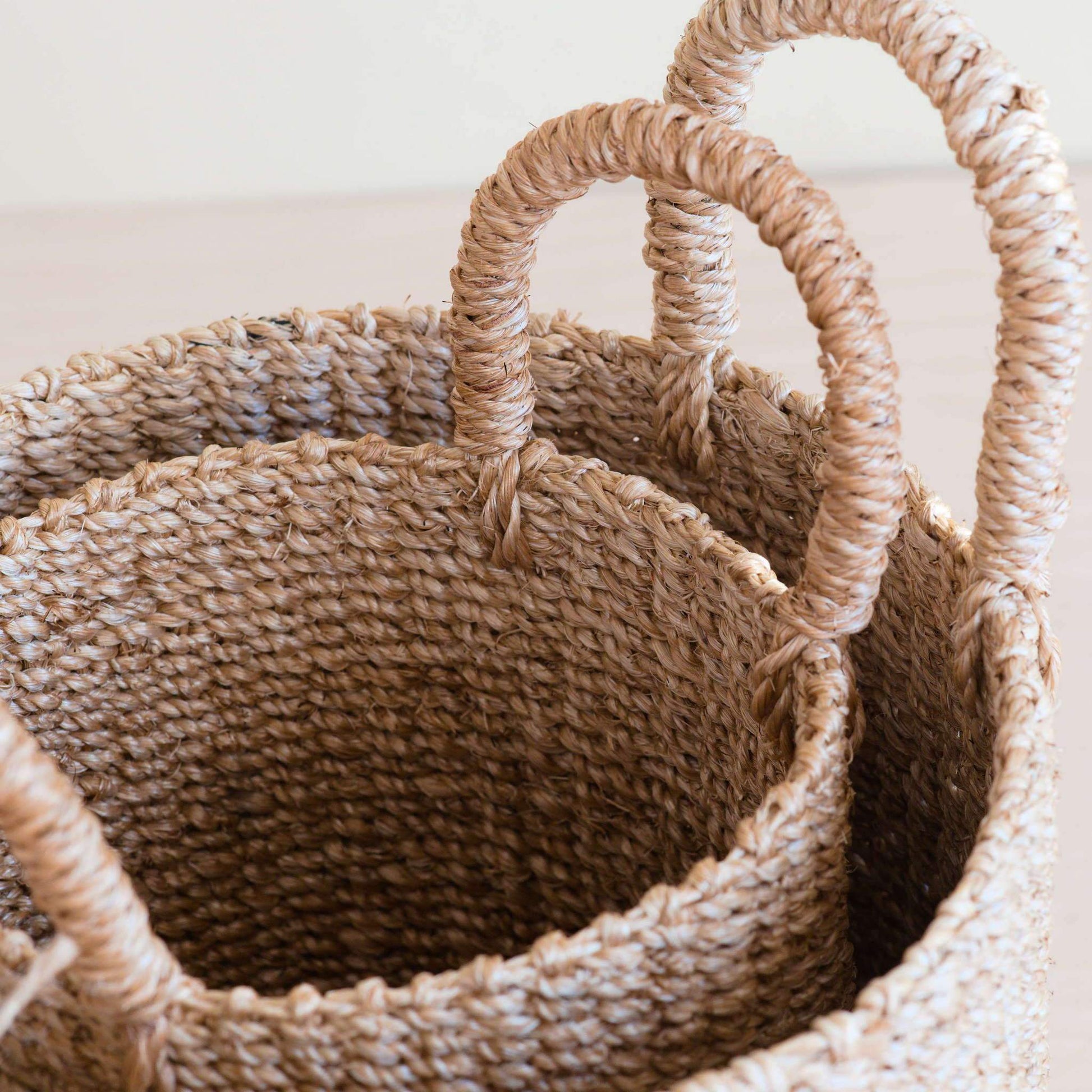S/2 Natural Tabletop Mini Basket with Handle