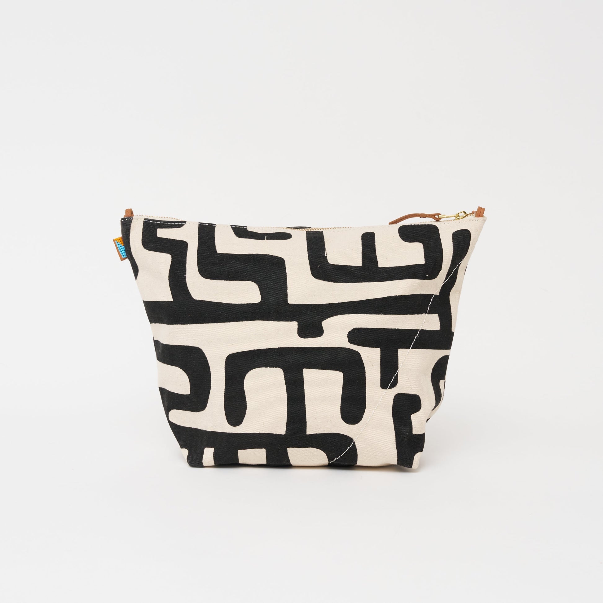 Jumbo Convertible Pouch - Black Kuba