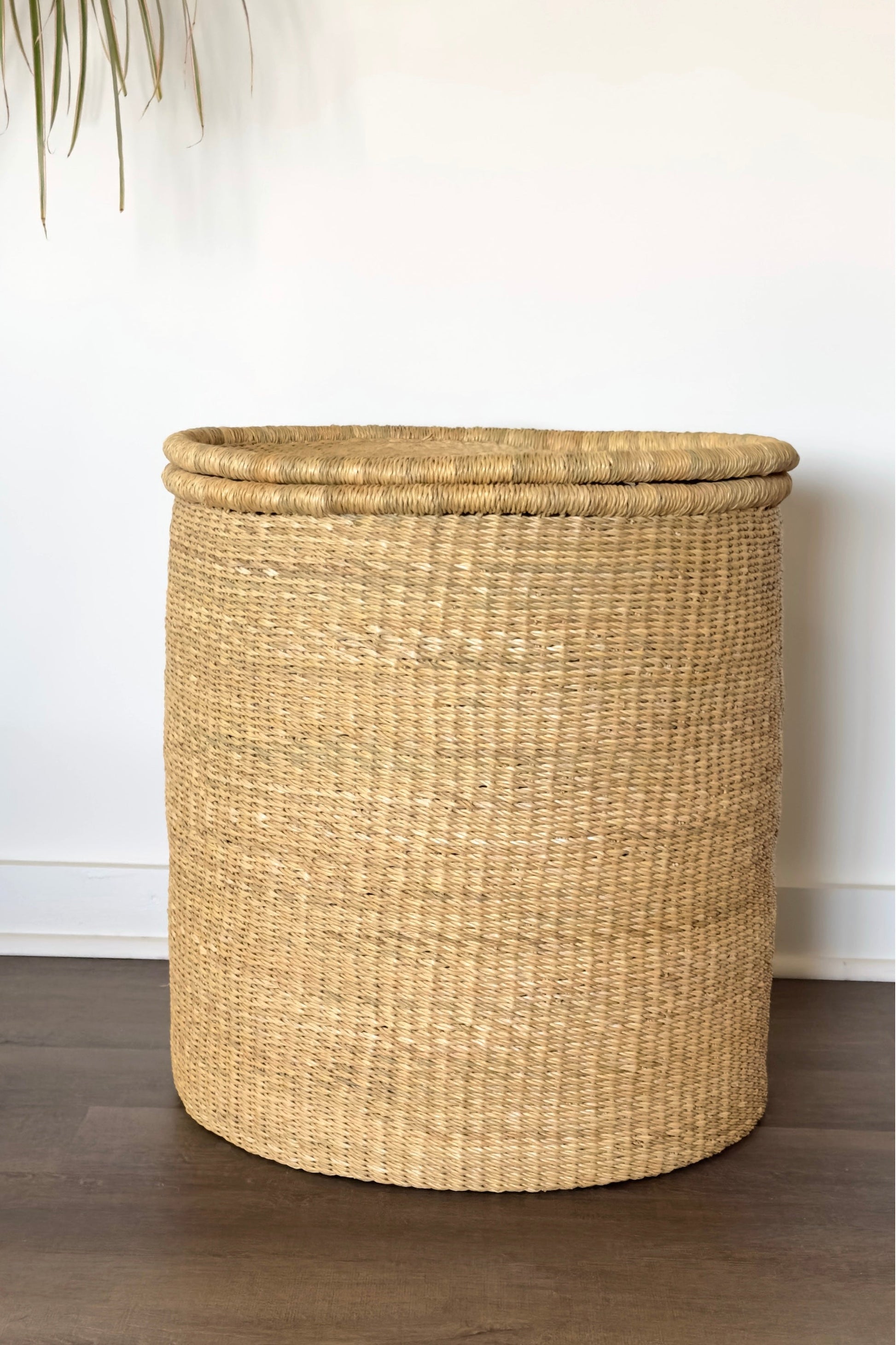 Handwoven Hamper with Lid - Natural