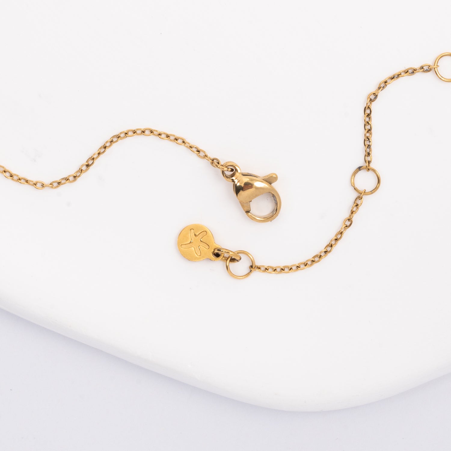 Brilliance V-Bar Chevron Zircon & Gold Necklace