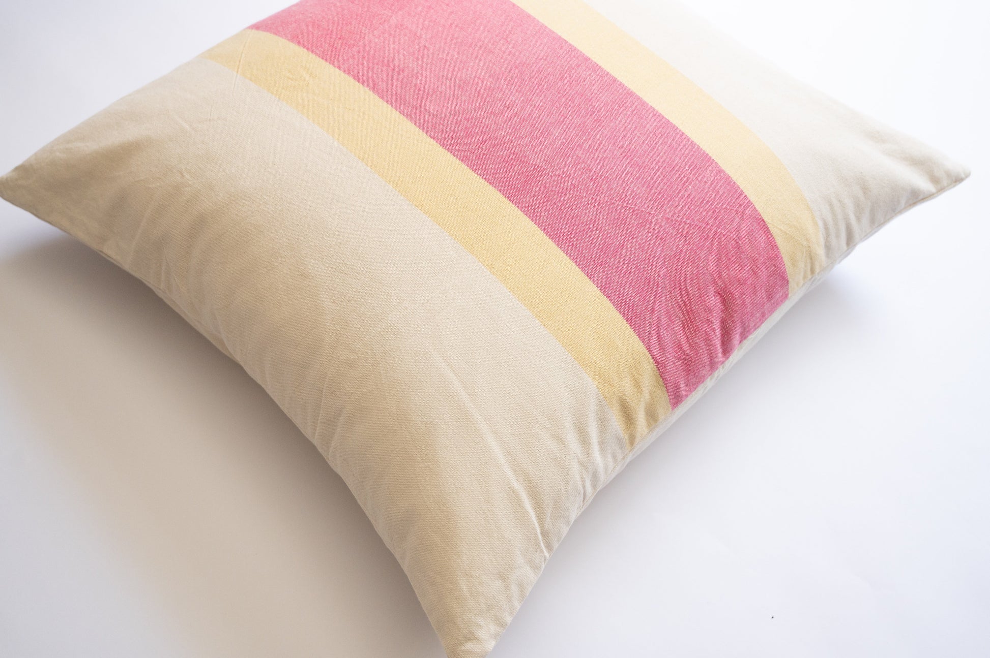 Saroj Hand Loom Pillow Cover 20"x20"