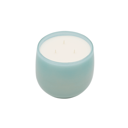 White Ginger + Water Lily | 11 oz | 24 oz