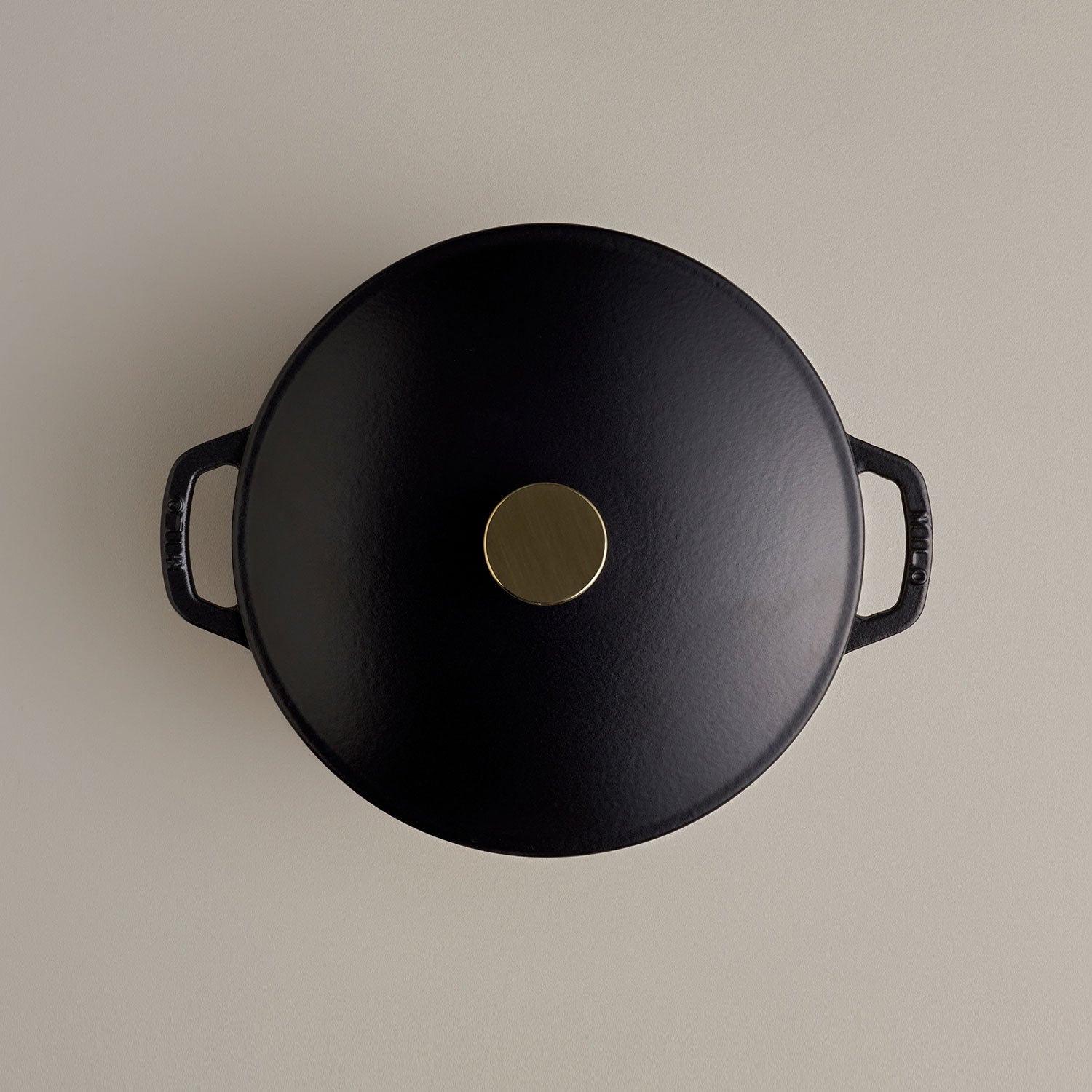 5.5 Quart Classic Dutch Oven