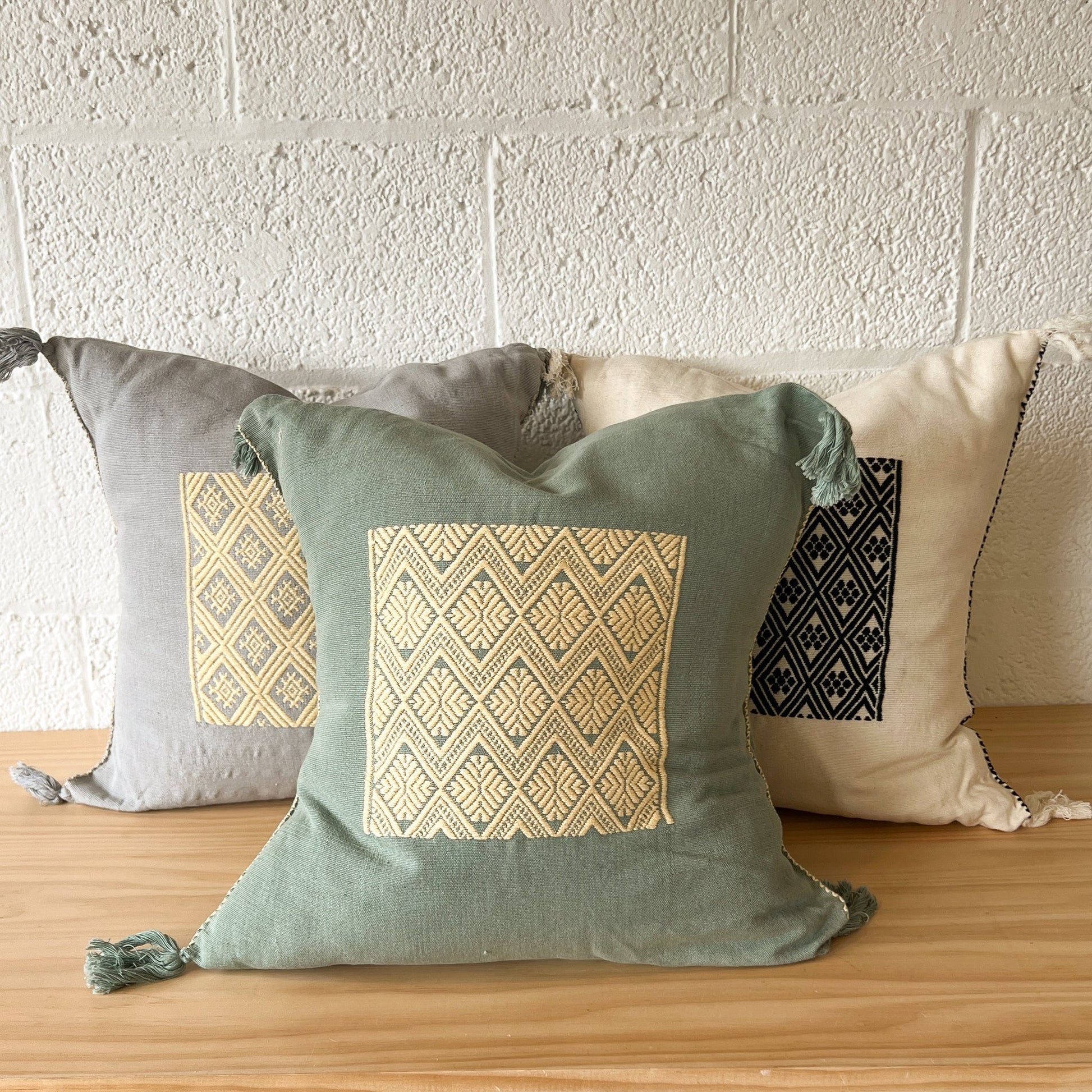 Chiapas Brocade Pillow № 5