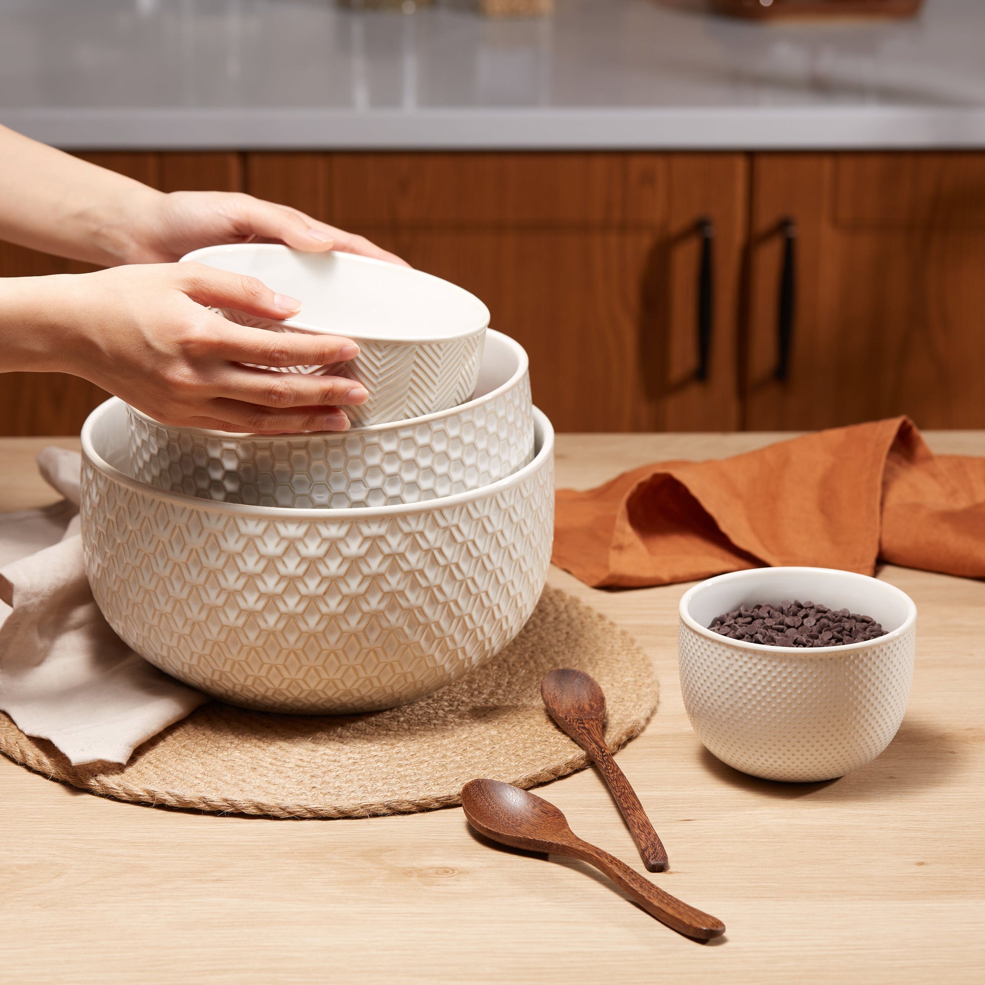 Nesting Bowls, 20/44/98/145 Oz, Set of 4