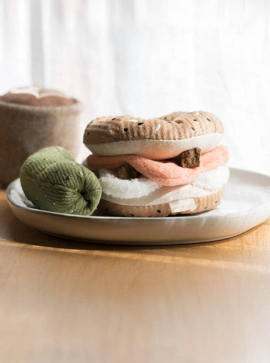 BAGEL + PICKLE - ENRICHMENT DOG TOY