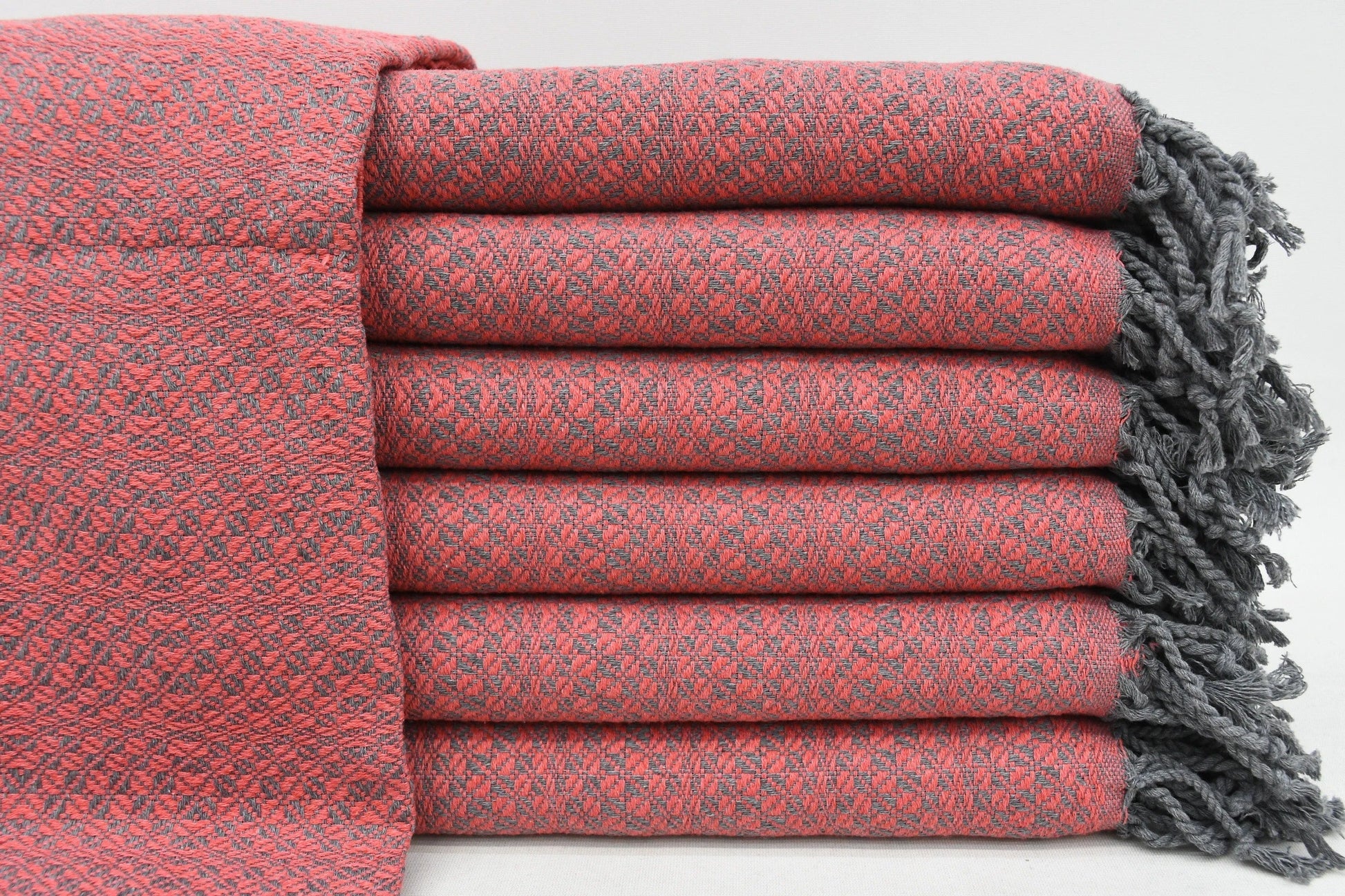 Ian Throw Blanket/Towel