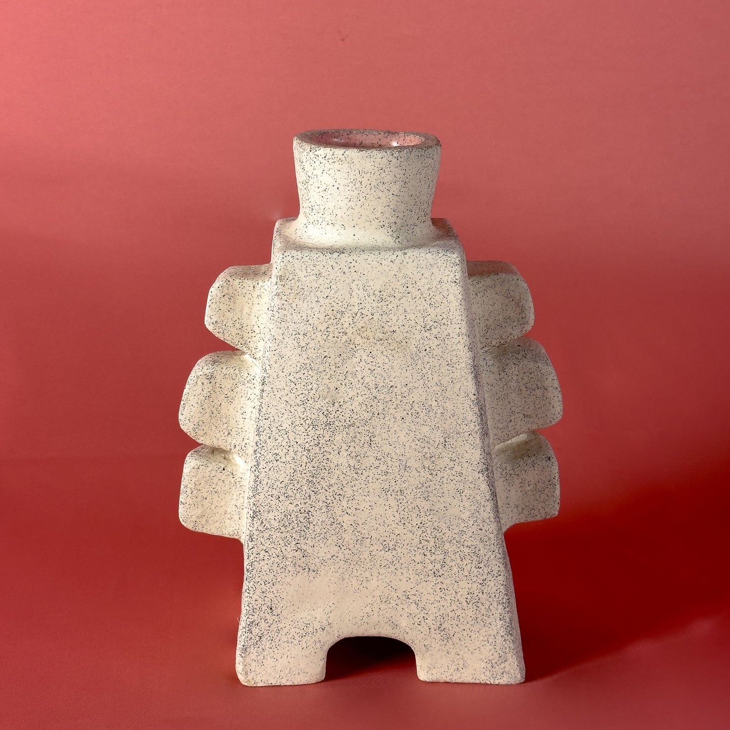 Eyi Vase