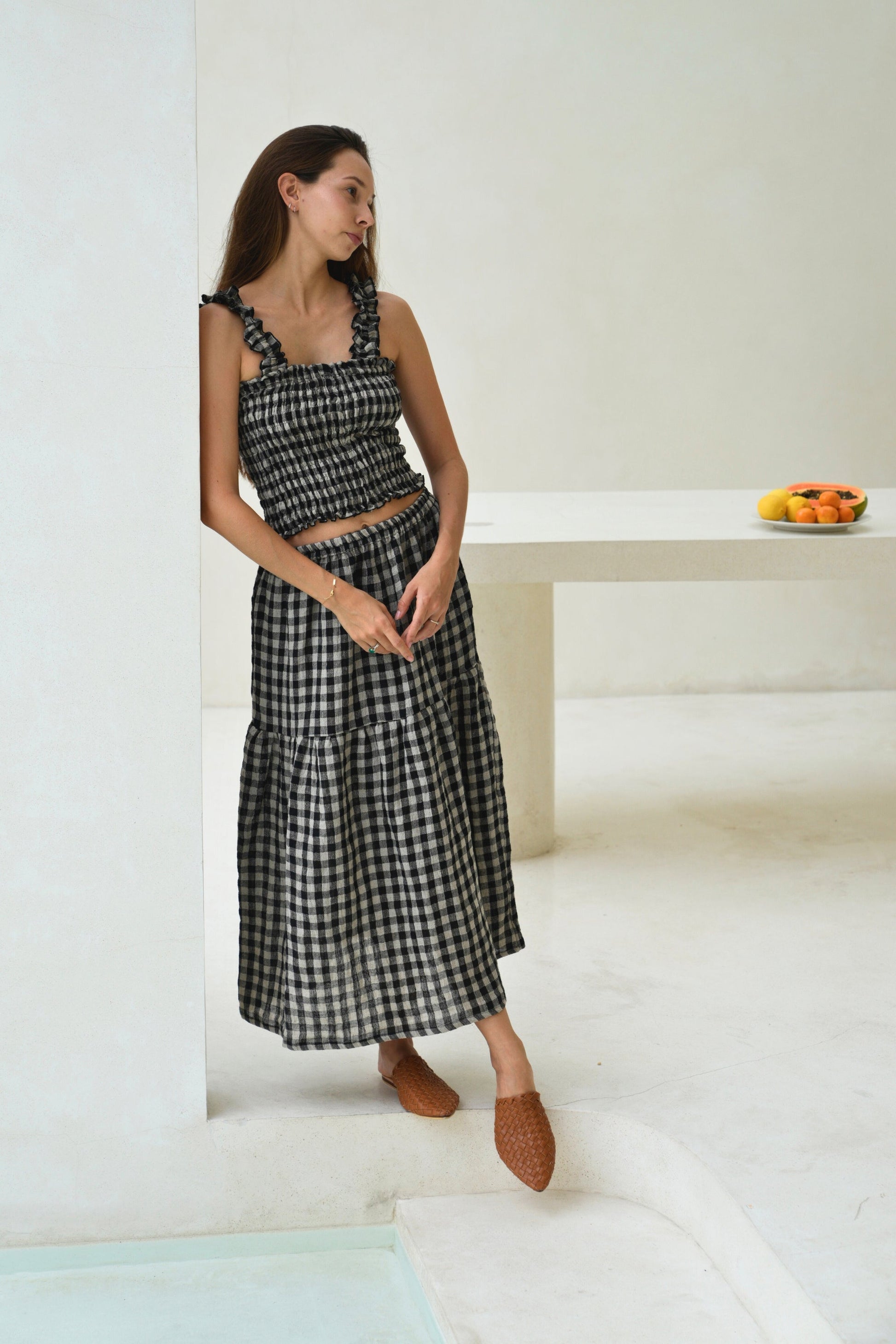 Elena Crinkle Linen Gingham Carry-On Travel Skirt in Black