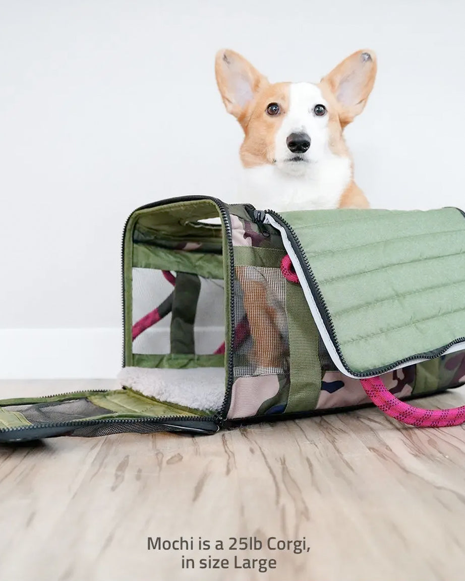 OUT-OF-OFFICE PET CARRIER by Roverlund